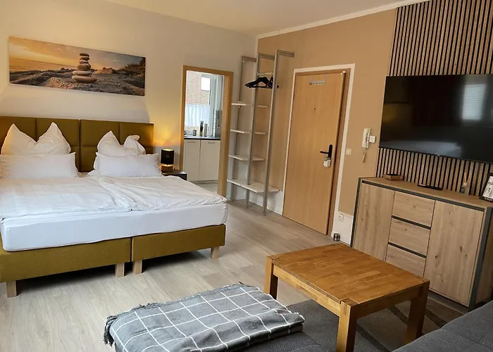 Tus-fewo#04 - Serviced & Executive